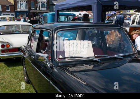 1960 Austin 1100 Limousine zum Verkauf im Angebot Classic Motor Show auf Walmer Grün durch den Strand, Deal, Kent, Großbritannien Stockfoto