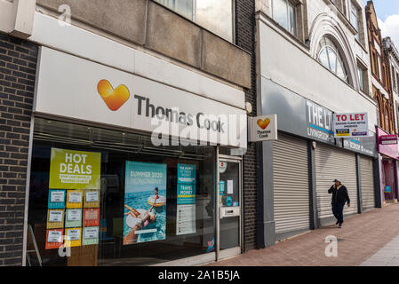 Zusammenbruch der Reiseveranstalter Thomas Cook hat zur Schließung ihrer High Street Filialen geführt, was den Verlust von High Street Geschäfte in der Stadt Stockfoto