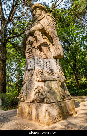 Nanjing Ming Xiaoling Mausoleum Elephant Straße Geist Weg Statue eines militärischen Offizielle Seite anzeigen Stockfoto