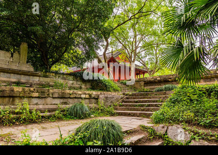 Nanjing Ming Xiaoling Mausoleum Dongpei Dianjizhi Dragon Skulpturen Terrasse in der Nähe von Tablet Hall Stockfoto