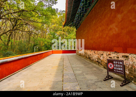 Nanjing Ming Xiaoling Mausoleum Lou Hauptgebäude Seele Turm führenden Linien Balkon Aussicht Stockfoto