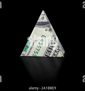 Origami dollar Pyramide Stockfoto