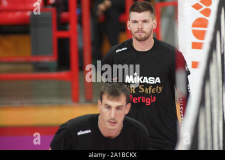 Perugia, Italien, 25. September 2019, TSIMAFE ZHUKOSKY (N. 11 PALLEGGIATORE SIR SICHERHEIT CONAD PERUGIA) während Test Match Sir Sicherheit Conad Perugia Vs Emma Villen VOLLEYBALL Volleyball italienische Serie A Männer Superleague Meisterschaft - Credit: LPS/Loris Cerquiglini/Alamy leben Nachrichten Stockfoto