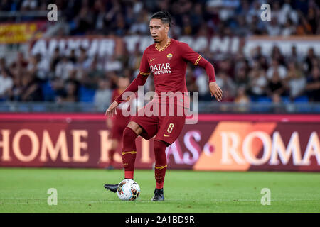 Rom, Italien. 25 Sep, 2019. Chris Smalling der AS Roma während der Serie ein Match zwischen Roma und Atalanta im Stadio Olimpico, Rom, Italien Am 25. September 2019. Foto von Giuseppe Maffia. Credit: UK Sport Pics Ltd/Alamy leben Nachrichten Stockfoto