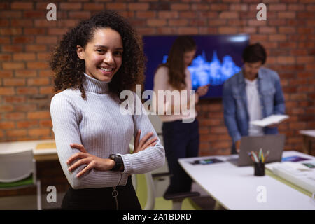 Weibliche business kreative Arbeit in einem Büro Stockfoto