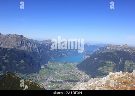 Blick über das reussdelta auf den Vierwaldstättersee Stockfoto