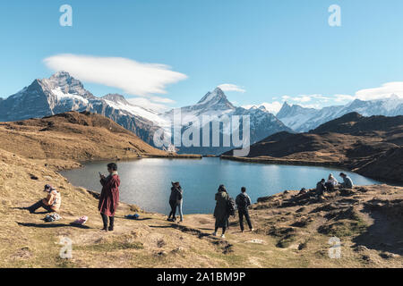 Bachalpsee See, Schweiz - November 21, 2018: berühmte Touristen Attraktion in den Schweizer Alpen Stockfoto