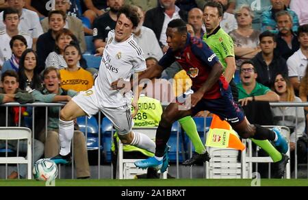 Madrid, Spanien. 25 Sep, 2019. Fußballspiel zwischen Real Madrid vs Getafe CF Der 2019/2020 die Spanische Liga, im Santiago Bernabeu Stadion statt, in Madrid. (Foto: Jose Cuesta/261/Cordon drücken). Credit: CORDON PRESSE/Alamy leben Nachrichten Stockfoto