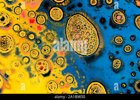 Luftblasen im Wasser base Form Muster Stockfoto