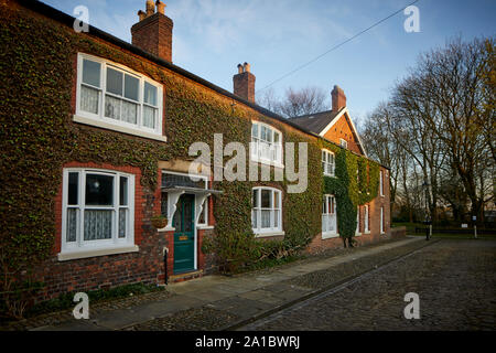 Tameside, Droylsden Fairfield Square Fairfield Herrnhuter Siedlung Stockfoto