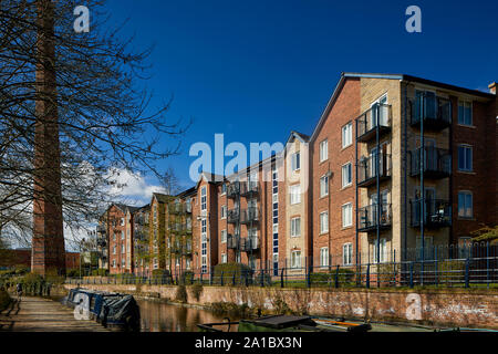 Tameside Apartments, Portland Basin Ashton-under-Lyne, Dukinfield Kreuzung Peak Wald Canal, Ashton Canal, Huddersfield schmalen Kanal Stockfoto