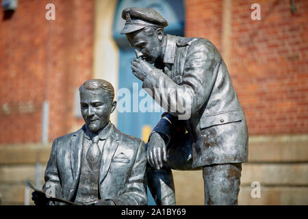 Tameside Jack Richter Statue Herr Pendry Square Stalybridge Gedenken an Es ist ein langer Weg, Tipperary Stockfoto