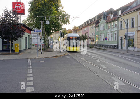 Strausberger Eisenbahn-als-Linie 89 verbindet die Straßenbahn das Stadtzentrum von Strausberg mit dem peripher gelegenen Bahnhof Strausberg eine der P Stockfoto