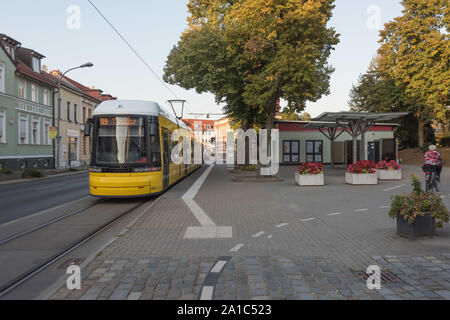 Strausberger Eisenbahn-als-Linie 89 verbindet die Straßenbahn das Stadtzentrum von Strausberg mit dem peripher gelegenen Bahnhof Strausberg eine der P Stockfoto