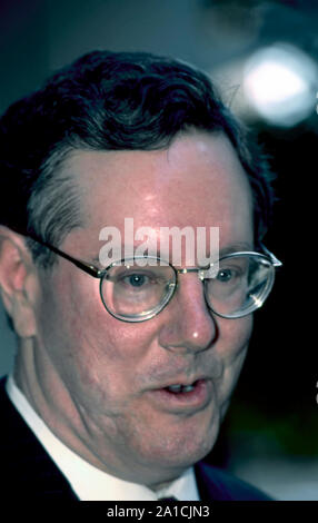 Washington DC, USA, 14. März 1996 Steve Malcom Forbes Jr kündigt seinen Rücktritt als Kandidat für die Republikanische Partei Präsidentschaftskandidaten. Stockfoto