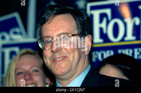 Washington DC, USA, 14. März 1996 Steve Malcom Forbes Jr kündigt seinen Rücktritt als Kandidat für die Republikanische Partei Präsidentschaftskandidaten. Stockfoto
