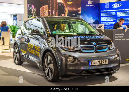 FRANKFURT, Deutschland - September 2019: silber schwarz BMW I3 Electric, Iaa Auto Ausstellung. Stockfoto