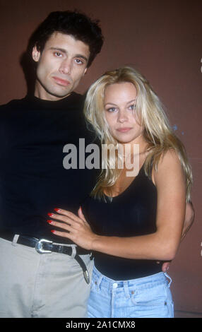 Steven Bauer, Pam Anderson, 1993, Foto von Michael Ferguson/PHOTOlink/MediaPunch Stockfoto