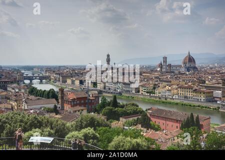 Durch die mächtige Dynastie der Familie Medici stieg Florenz in der Renaissance zu einer der florierendsten Metropolen Europas auf. Zahlreiche Kunstsc Stockfoto