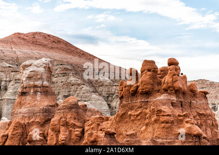 Hoodoo Farbe orange rock Sandsteinformationen closeup an Goblin Valley State Park in Utah im Sommer Tag Stockfoto