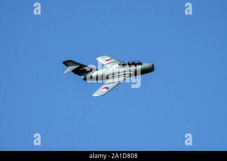 MIG 15 UTI Jet, tschechoslowakische Luftwaffe Farben aus den 1950er Jahren Stockfoto