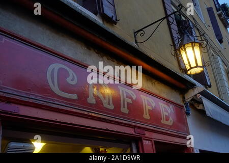 Venedig, Campo Santa Margherita, Caffe Rosso - Venedig, Campo Santa Margherita, Caffe Rosso Stockfoto