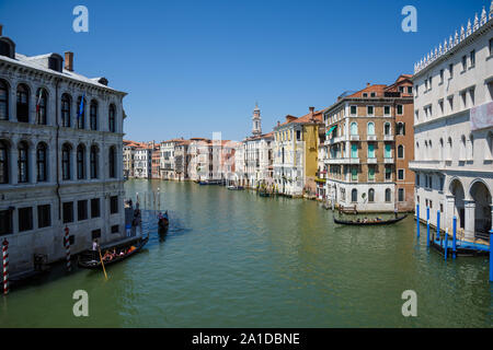 Venedig, Blick von der Rialtobrücke auf den Canale Grande - Venedig, Blick von der Rialtobrücke auf Kanäle Grande Stockfoto