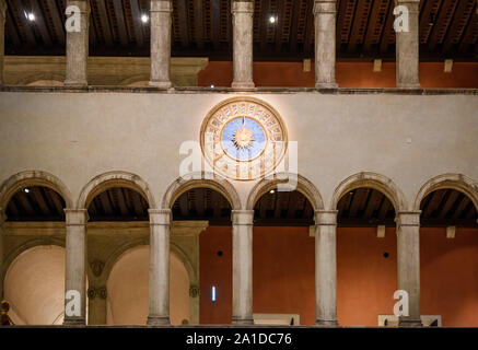 Venedig, Fondaco dei Tedeschi, Uhr - Venedig, Fondaco dei Tedeschi, Uhr Stockfoto