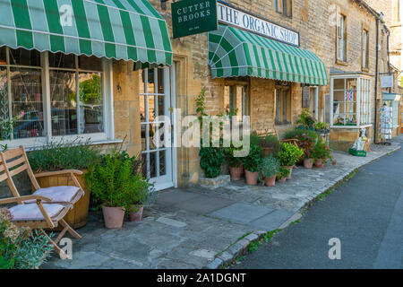 STOW-on-the-Wold, Großbritannien - 21 September 2019: Stow-on-the-Wold ist eine Gemeinde im Bereich der Gloucestershire Cotswolds Stockfoto