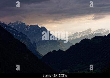 Laufende Sturm im Haslital von gadmertal Tal in der Nähe von Sustenpass - Obere Haslital (Oberhasli), Kanton Bern, Schweiz Stockfoto