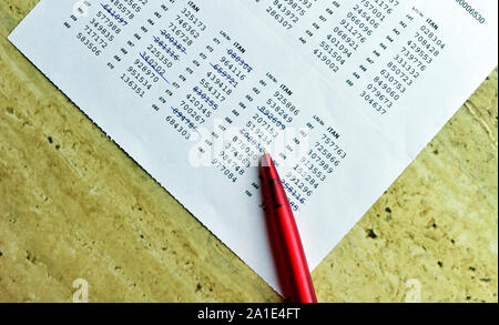 Leipzig, Deutschland. 10 Sep, 2019. In einer TAN-Liste mit TAN-Nummern einer Bank, die Ziffern verwendet werden durchgestrichen. Credit: Volkmar Heinz/dpa-Zentralbild/ZB/dpa/Alamy leben Nachrichten Stockfoto