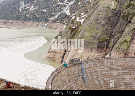 Eingehende Sturm am See Grimsel Dam Stockfoto