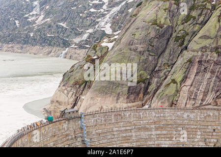 Eingehende Sturm am See Grimsel Dam Stockfoto