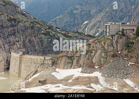 Eingehende Sturm am See Grimsel Dam Stockfoto