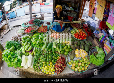 Pasar Burung, NGASEM, Bird Market, Yogyakarta, Java, Indonesien Stockfoto