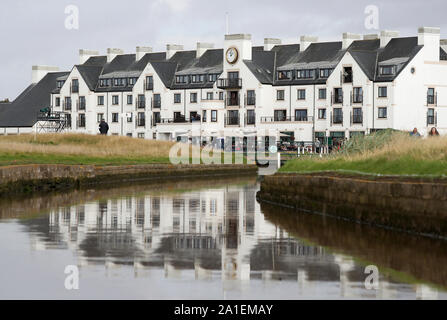 Eine allgemeine Ansicht des Klubhauses während des Tages eine der Alfred Dunhill Links Championship bei Carnoustie Golf Links. Stockfoto