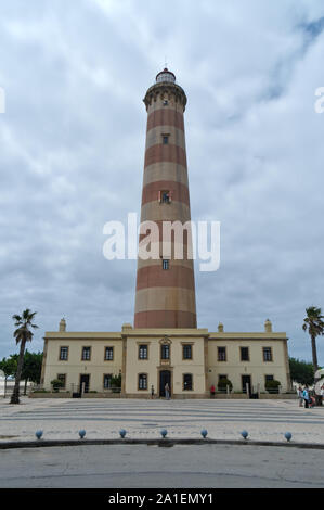 Leuchtturm von Aveiro, Wahrzeichen in Barra. Aveiro, Portugal Stockfoto