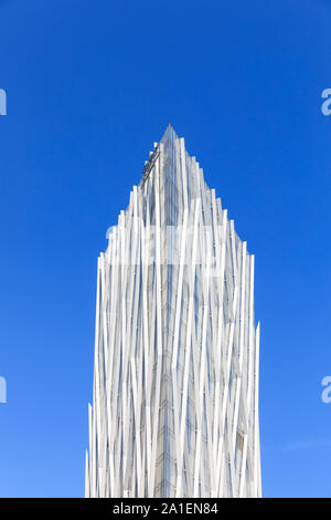 Torre Telefónica Diagonale 00 oder Torre Diagonal Fussballdaten, Diagonale 00, Wolkenkratzer Außenfassade durch Emba Estudi Massip-Bosch, Barcelona, Spanien Stockfoto