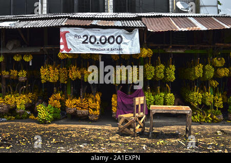 Banane Verkäufer in Jakarta, Indonesien Stockfoto