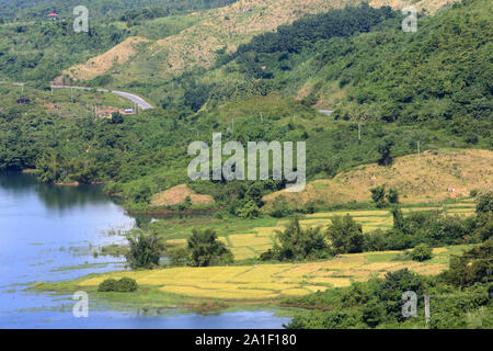 Le Lac Nam Ngum et ses Îles. Réservoir ang Nam Ngum. Provinz de Vientiane. Laos. /Landschaft. Nam Ngum See und Inseln. Die Provinz Vientiane. Laos. Stockfoto