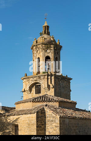 Kirche des Kreuzes (Iglesia del Crucifijo), Puente La Reina - Gares, Navarra, Spanien Stockfoto
