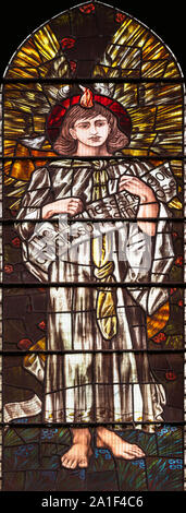 Die selwyn Image 1889 Darstellung eines Erzengels weissagen "das tausendjährige Reich" (Jesaja 35:1), den St. Cuthbert Church, Darlington, Co Durham, Großbritannien Stockfoto