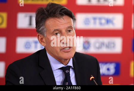 IAAF-Präsident Sebastian Coe während einer Pressekonferenz im Vorfeld der 2019 IAAF Leichtathletik WM, die in Doha, Katar stattfindet. Stockfoto