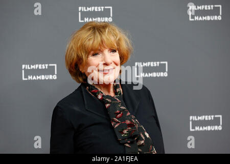 Hamburg, Deutschland. 26 Sep, 2019. Schauspielerin Hannelore Hoger kreuzt den roten Teppich bei der Eröffnung der Hamburger Film Festival. Quelle: Georg Wendt/dpa/Alamy leben Nachrichten Stockfoto