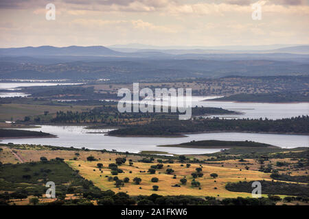 Alqueva Stausee, der größte künstliche See in Westeuropa. Alentejo, Portugal Stockfoto