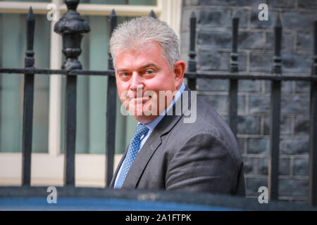 Downing Street, Westminster, London, UK, 26. Sep 2019. Brandon Lewis, Staatsminister für Sicherheit im Home Office. Die Minister kommen für eine politische Kabinettssitzung in der Downing Street am späten Nachmittag. Credit: Imageplotter/Alamy leben Nachrichten Stockfoto