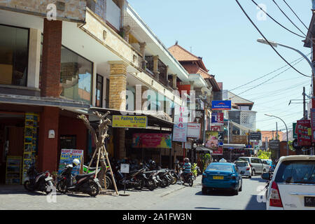 Bali Indonesien Kuta, 2019 Sept 20 belebten Straßen von Kuta auf Bali Stockfoto