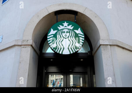 Starbucks Zeichen, Basel, Schweiz Stockfoto