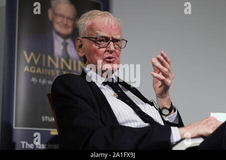 Stuart Wheeler, an seinem eigenen Buch Start für das Gewinnen gegen die Vorteile: Mein Leben im Glücksspiel und in der Politik, im Carlton House Terrace, London. PA-Foto. Bild Datum: Donnerstag, September 26, 2019. Siehe PA Geschichte Politik Brexit. Photo Credit: Yui Mok/PA-Kabel Stockfoto