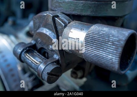 Die alte Metall Details der Maschine bis zu dem Niveau und Maßstab Stockfoto